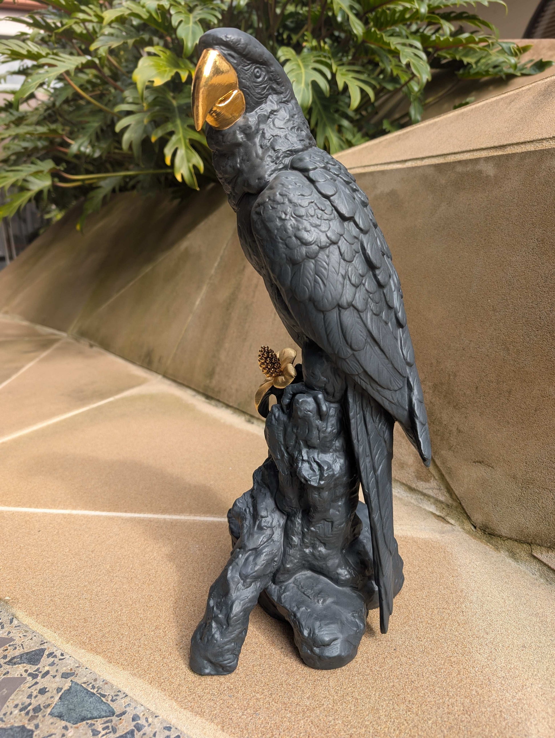 Lladró Lladró Macaw Bird Sculpture. Black-Gold. Limited Edition Sculpture - FormFluent Sydney Australia