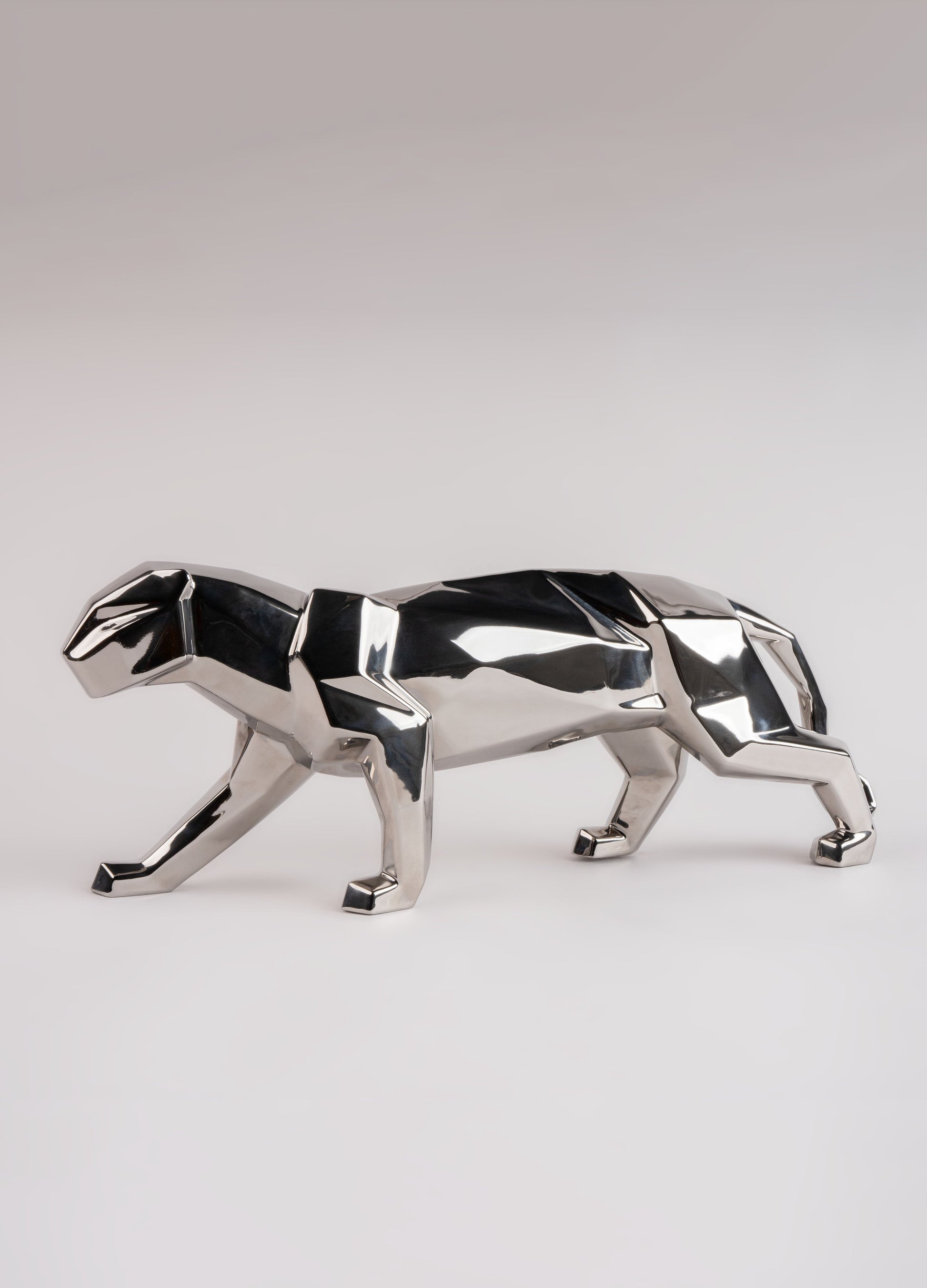 Origami Panther Figurine - FormFluent