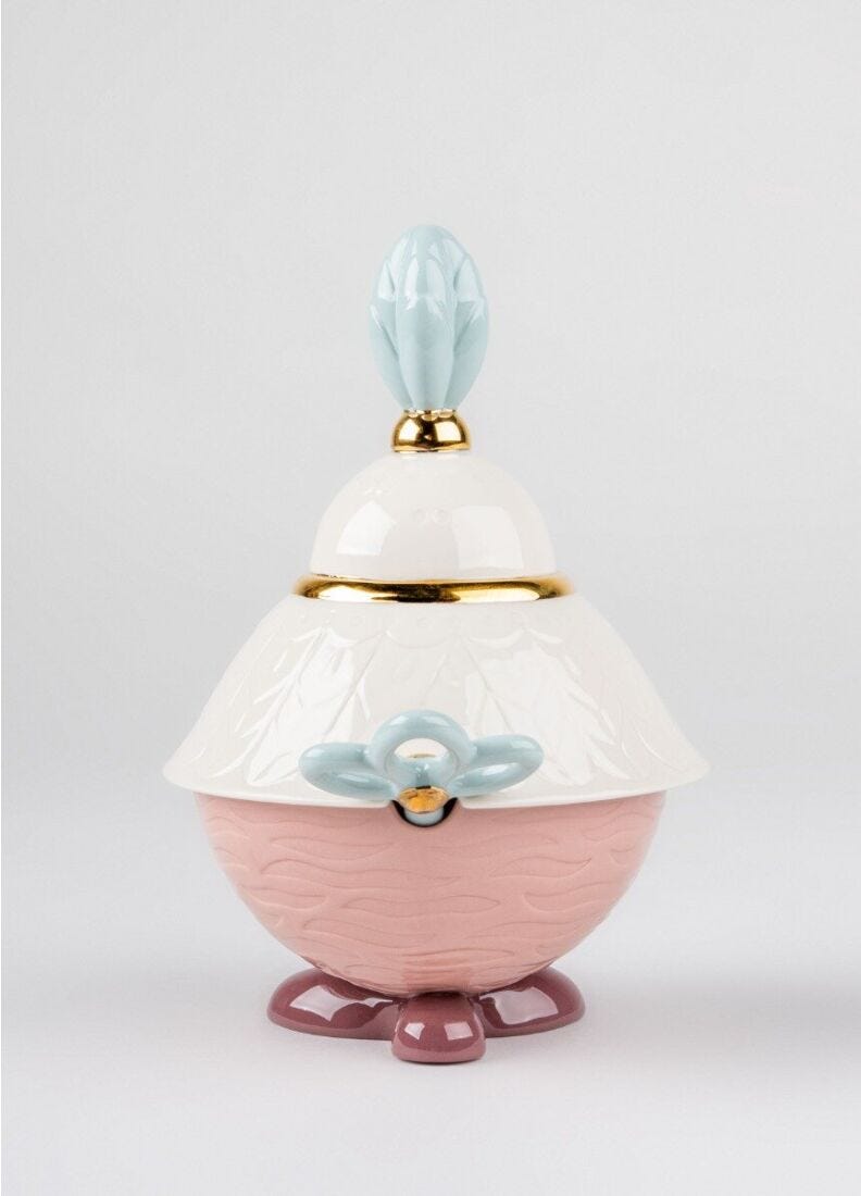 Porcelain sugar bowl from the Kawki collection designed by Aleksandra Zeromska, a charming coffee set inspired by Slavic folklore and a love for birds.
