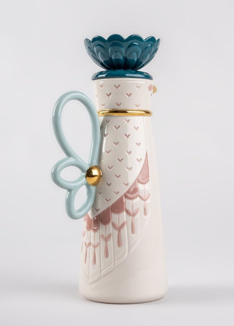 Porcelain coffee pot from the Kawki collection designed by Aleksandra Zeromska, a charming coffee set inspired by Slavic folklore and a love for birds.
