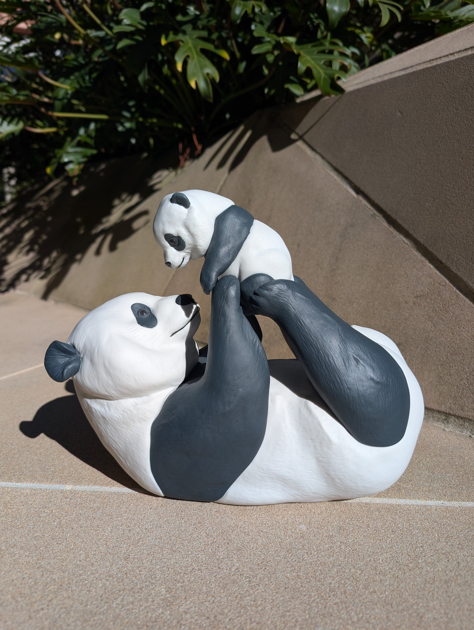 Lladró Mommy Panda Sculpture  - FormFluent Sydney Australia
