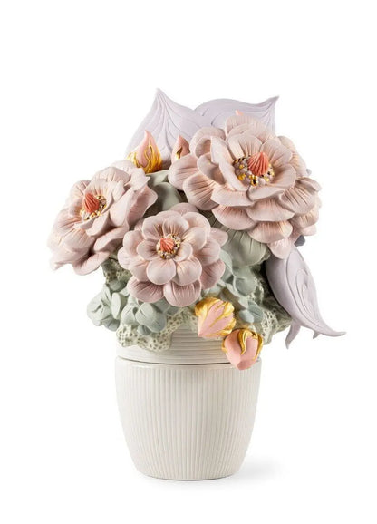 Lladró Vase With Flowers Pink Sculpture by Lladró at  FormFluent