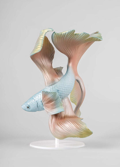 Lladró Betta Fish Sculpture Left Sculpture by  Lladró at   FormFluent Sydney, Australia