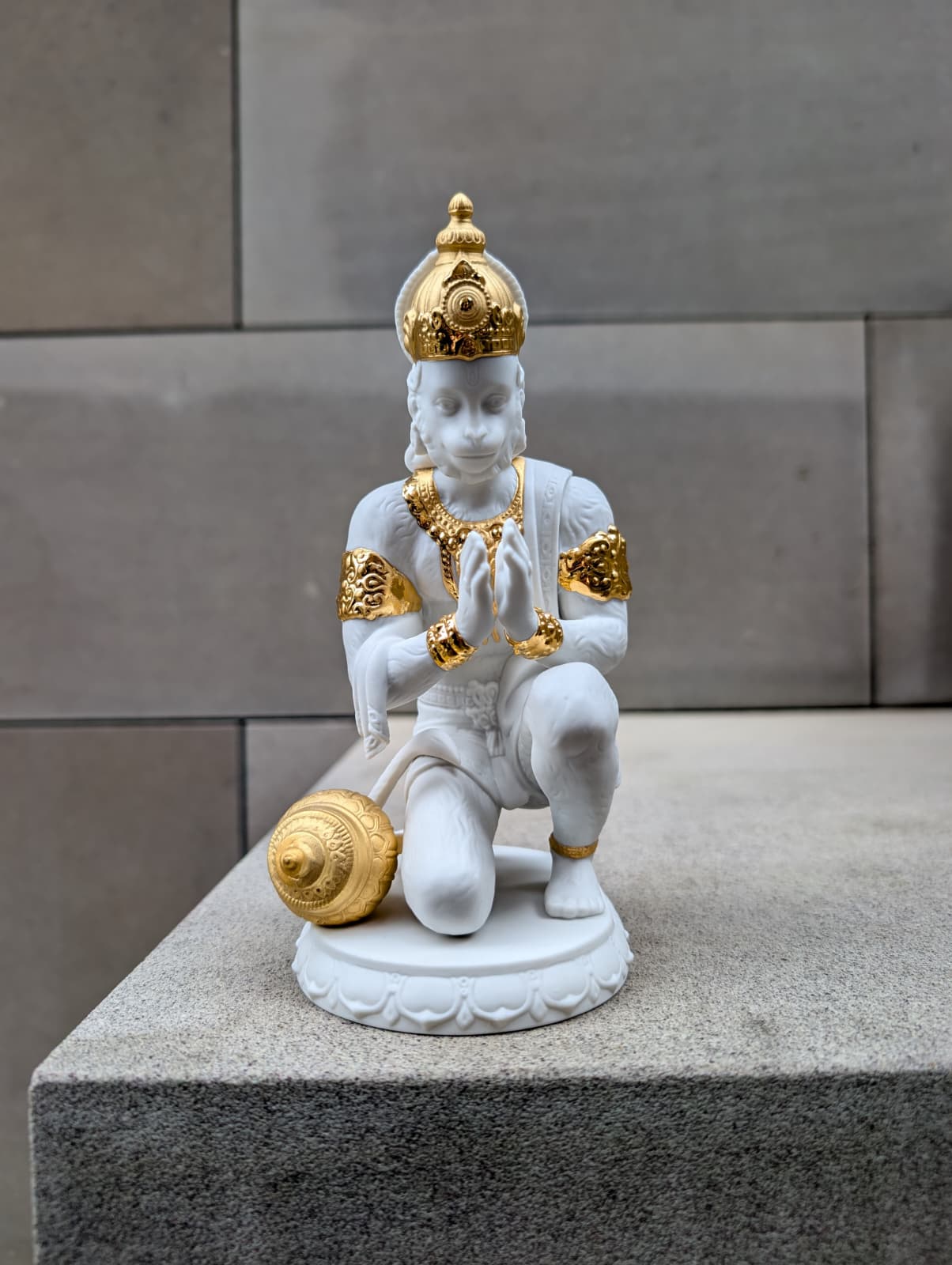 Lladró Hanuman Sculpture - Gold Lustre (Re-deco) - FormFluent