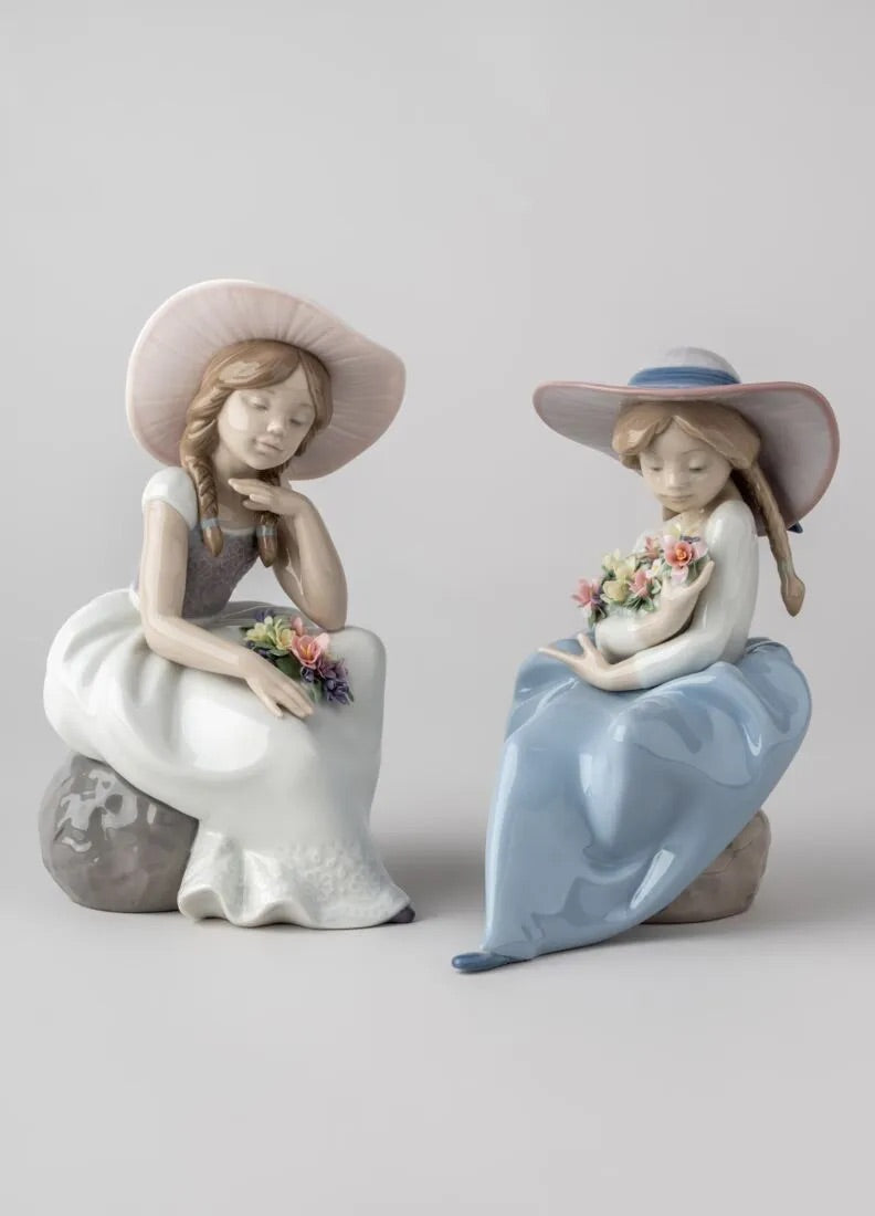 Buy Authentic Lladró Lladró Spring Has Come Girl Figurine  - FormFluent Sydney Australia