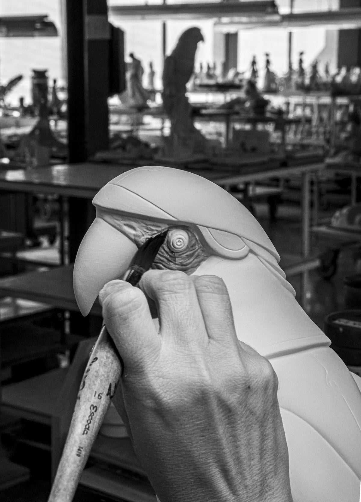 01009757_Lladro_Macaw_Bird_Cyborg_Sculpture_-_Making-of_Head