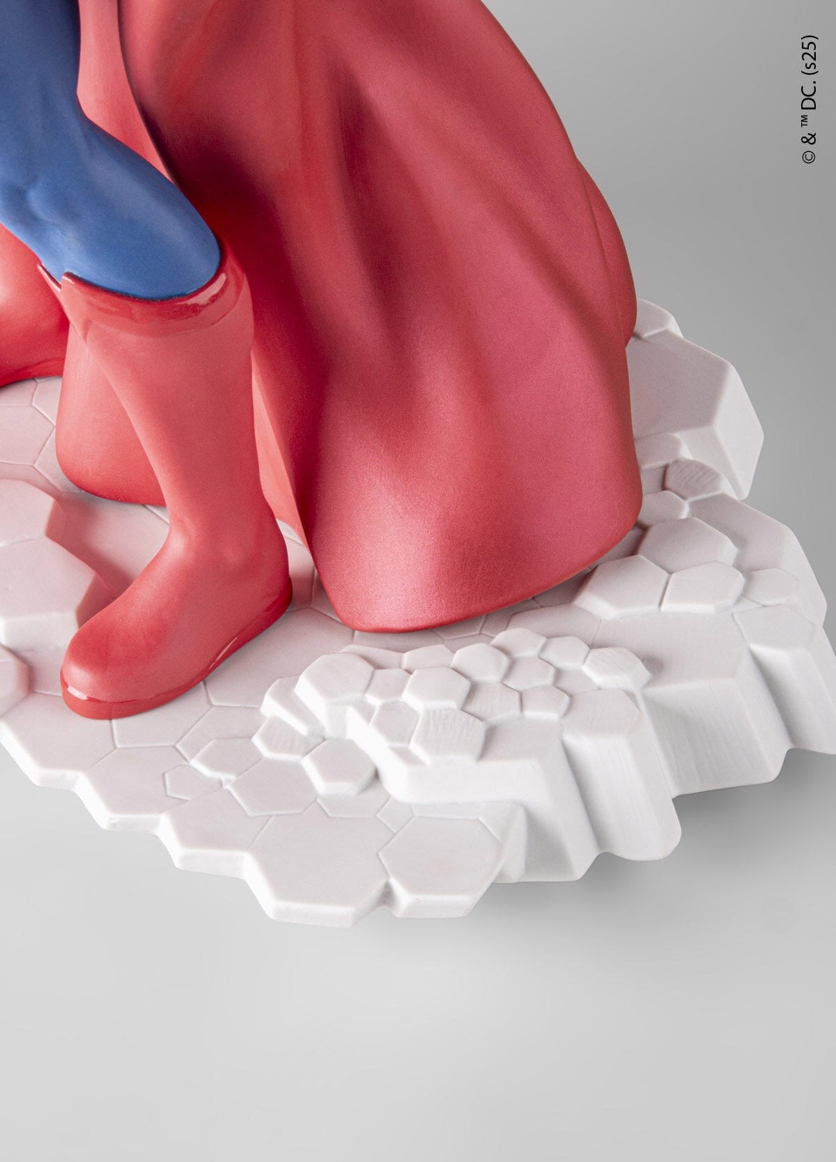 Buy Authentic Lladró Lladró Superman Sculpture. Limited Edition  - FormFluent Sydney Australia