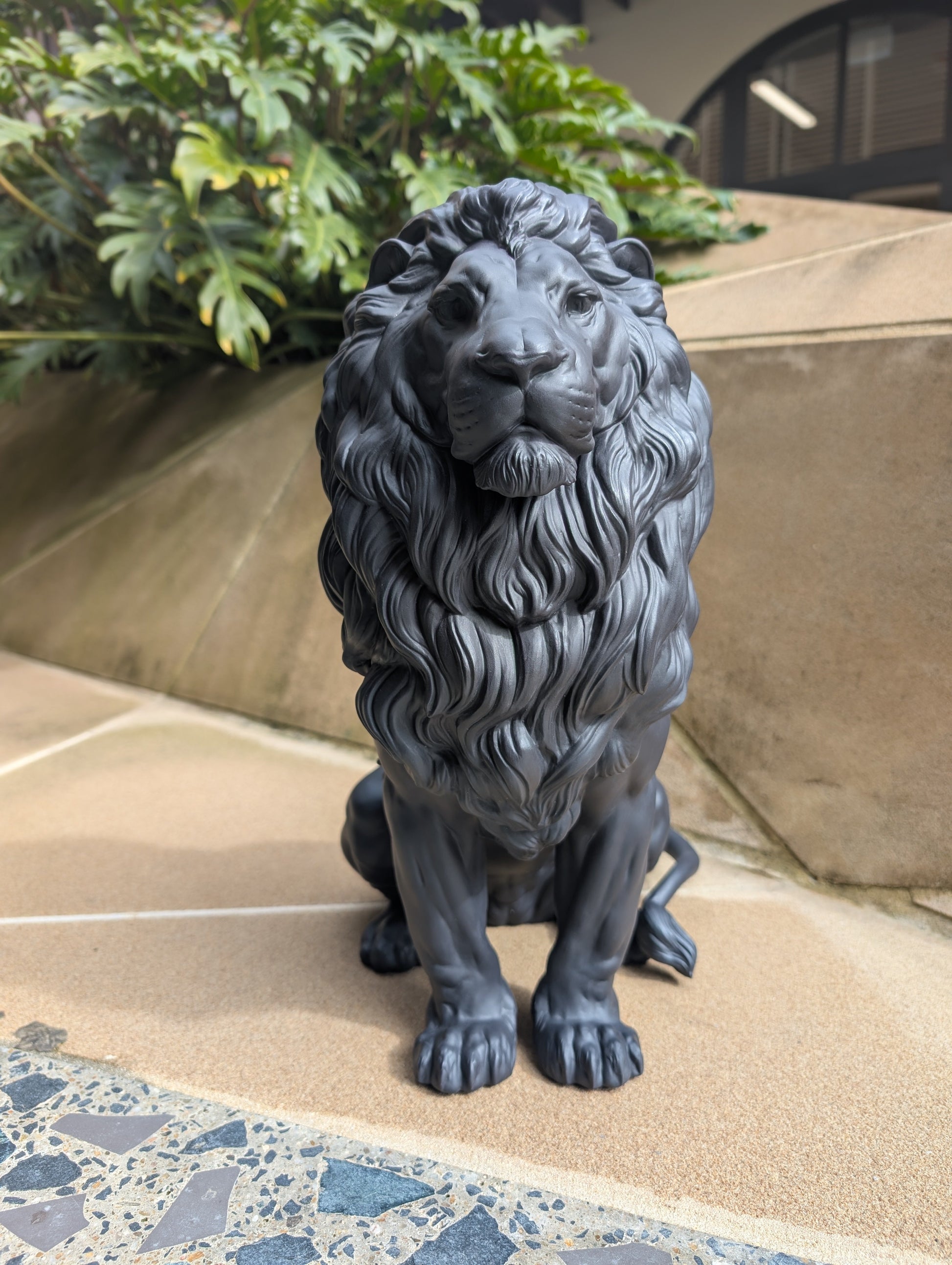 Buy Authentic Lladró Lladró Majestic Lion Sculpture Sculpture - FormFluent Sydney Australia