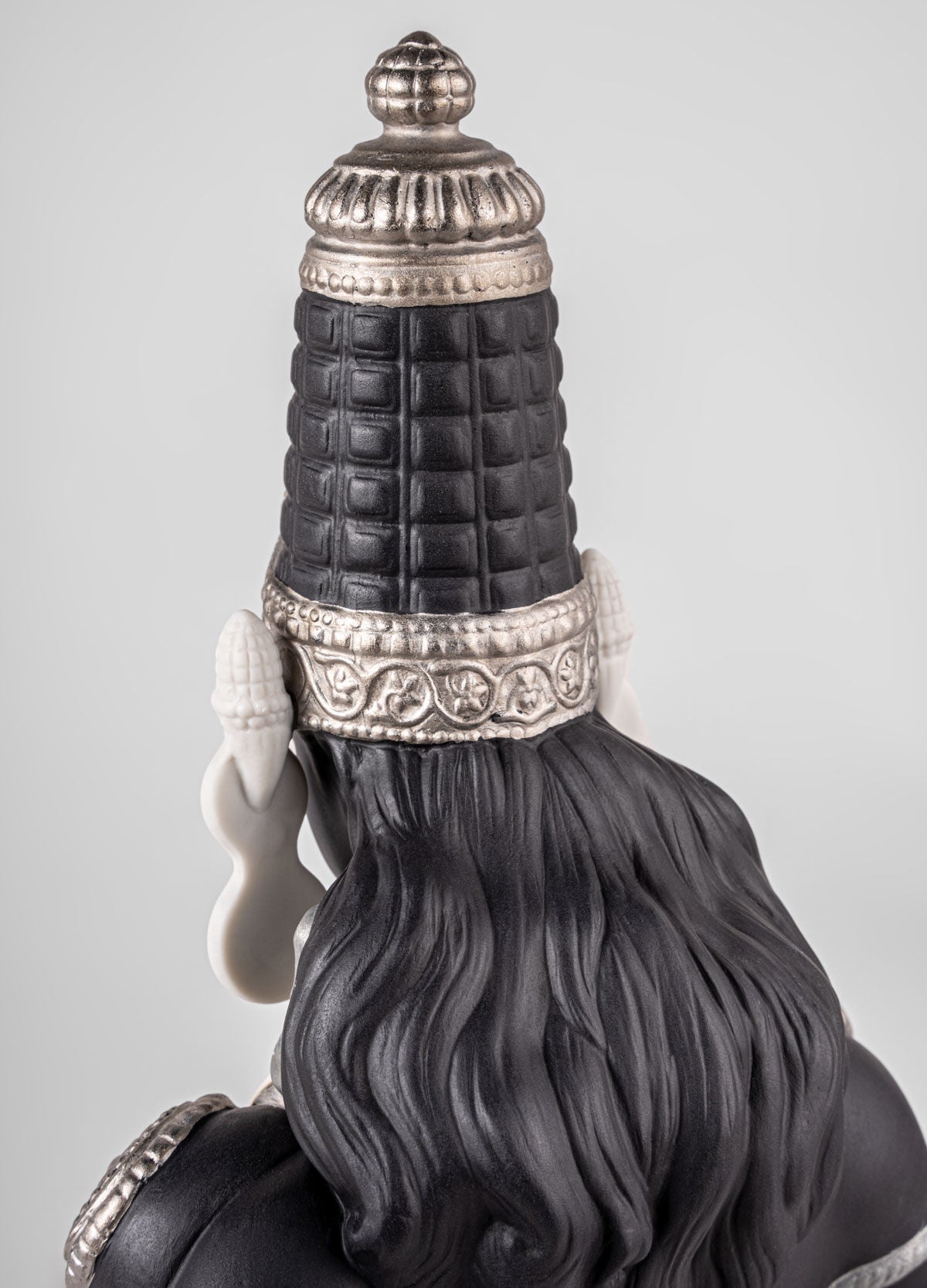 Lladró Lord Venkateswara / Balaji Sculpture