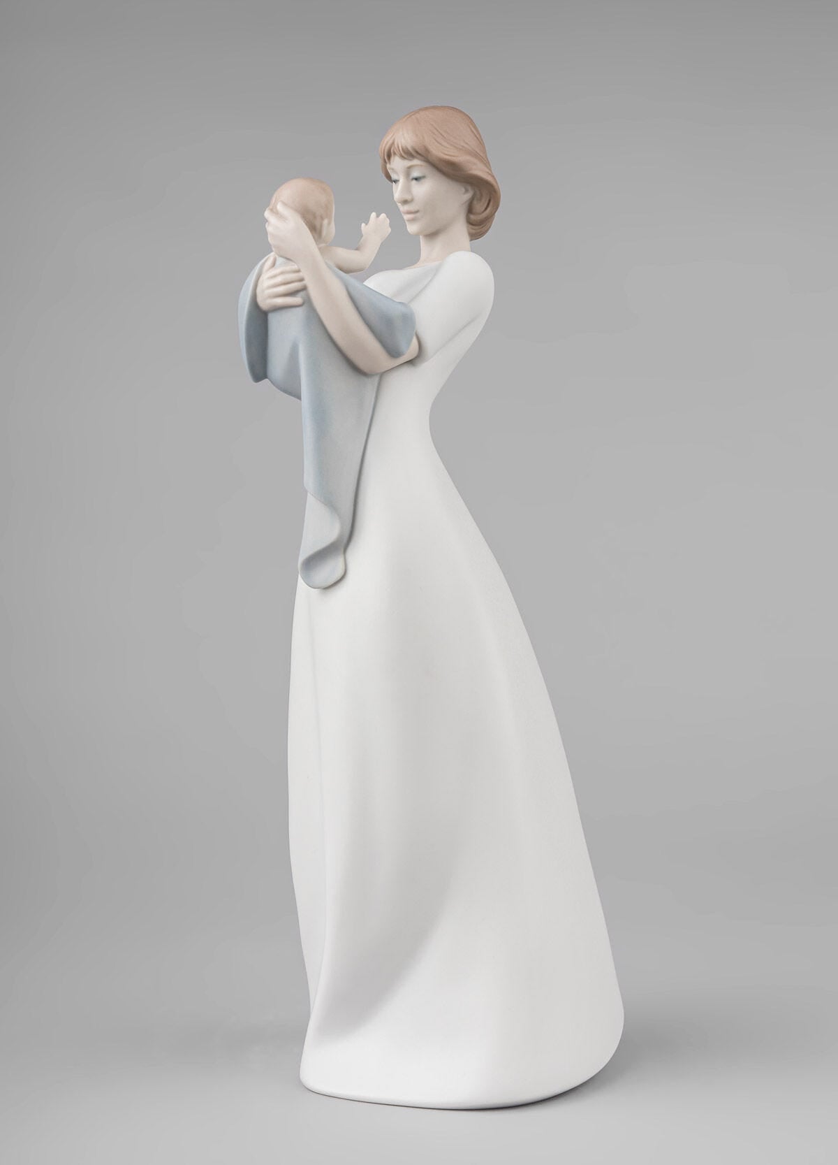 Lladró A Mother's Treasure Mother and Child Figurine