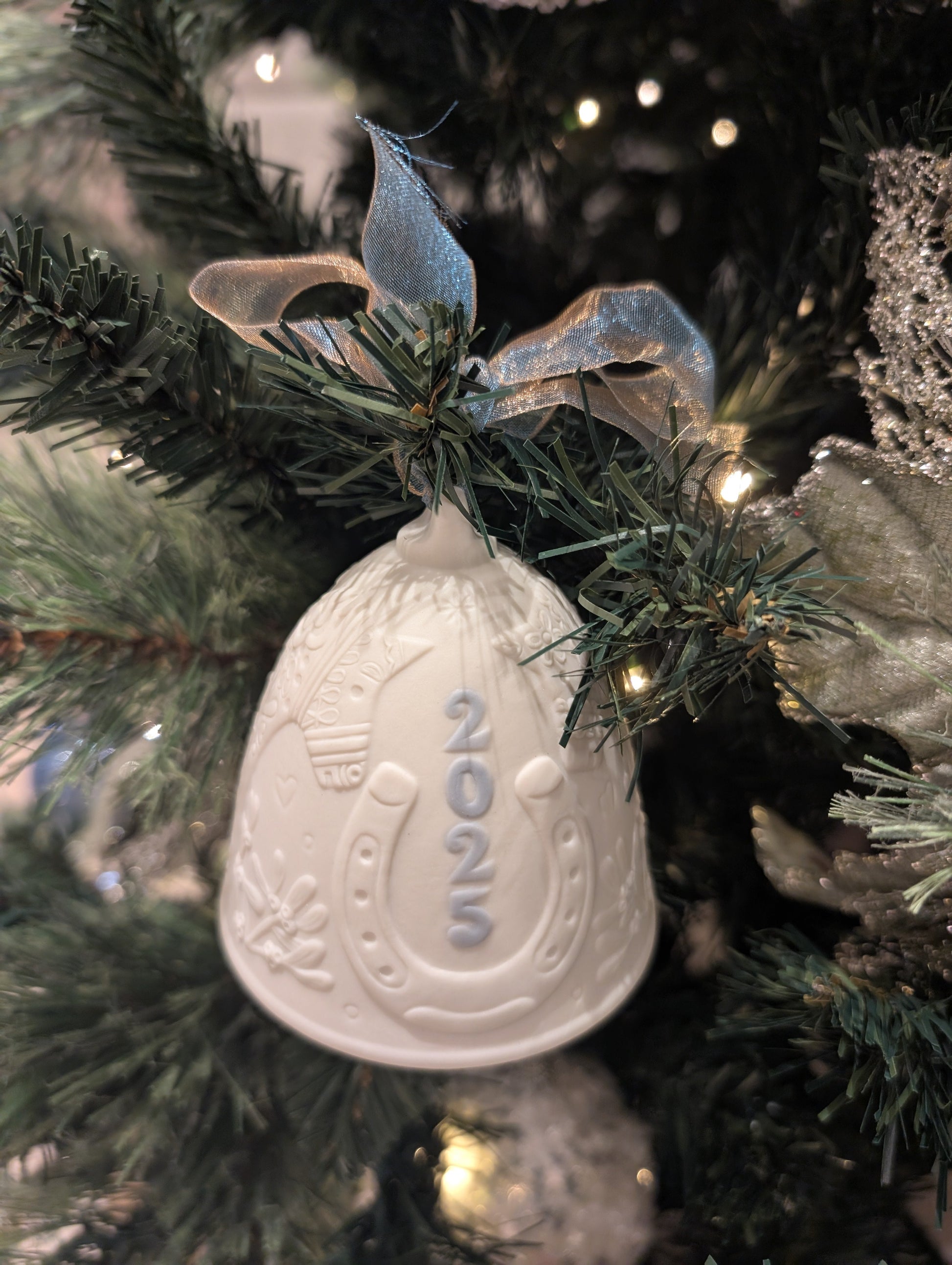 Buy Authentic Lladró Lladró 2025 Christmas Bell Limited Edition Ornament - FormFluent Sydney Australia