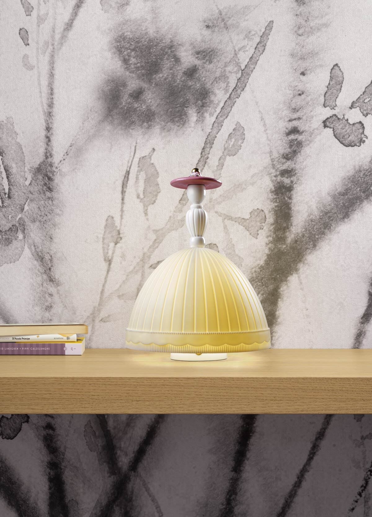 Lladró Mademoiselle Table Lamp Collection - FormFluent