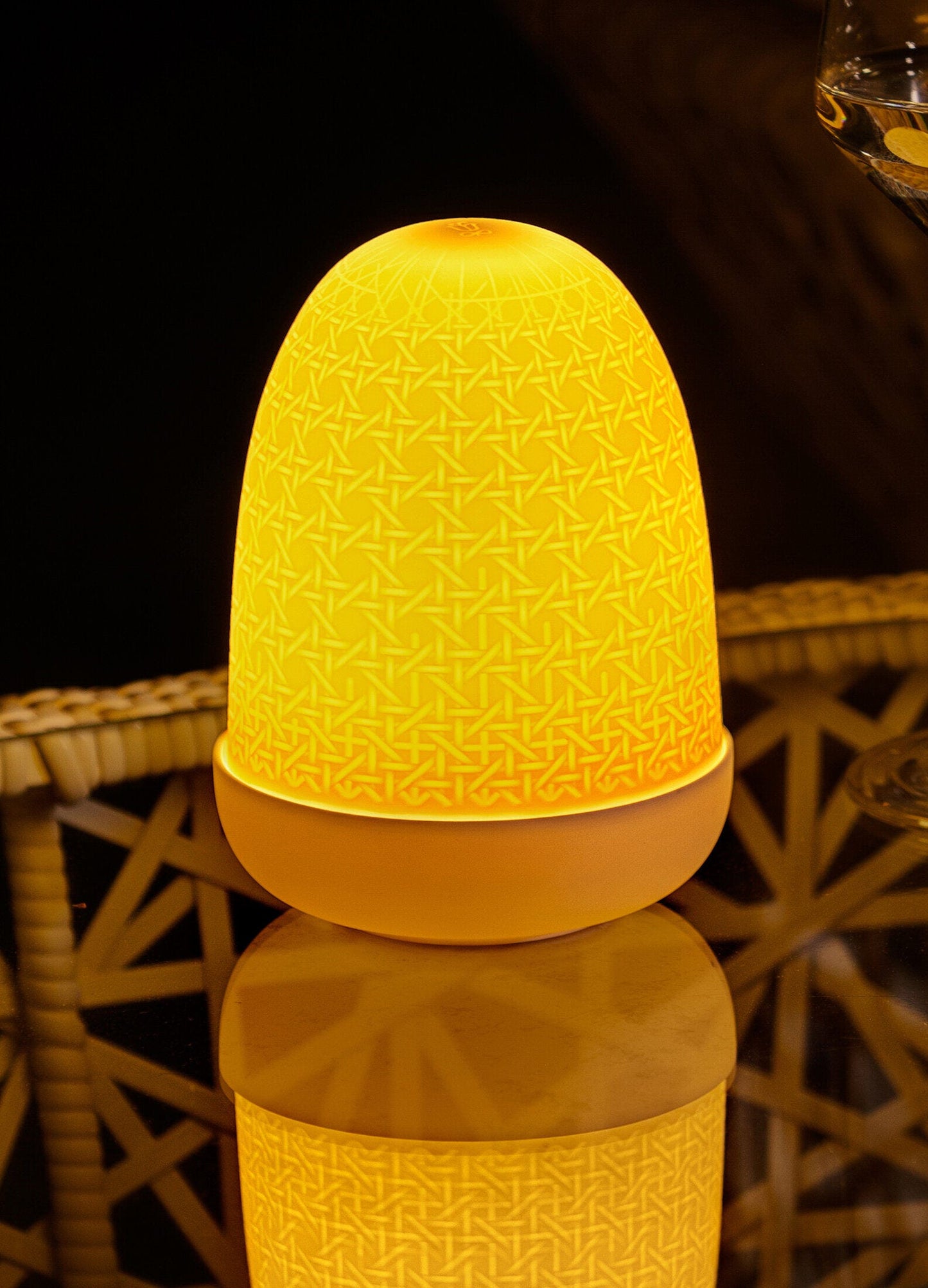 Wicker Dome Table Lamp - FormFluent