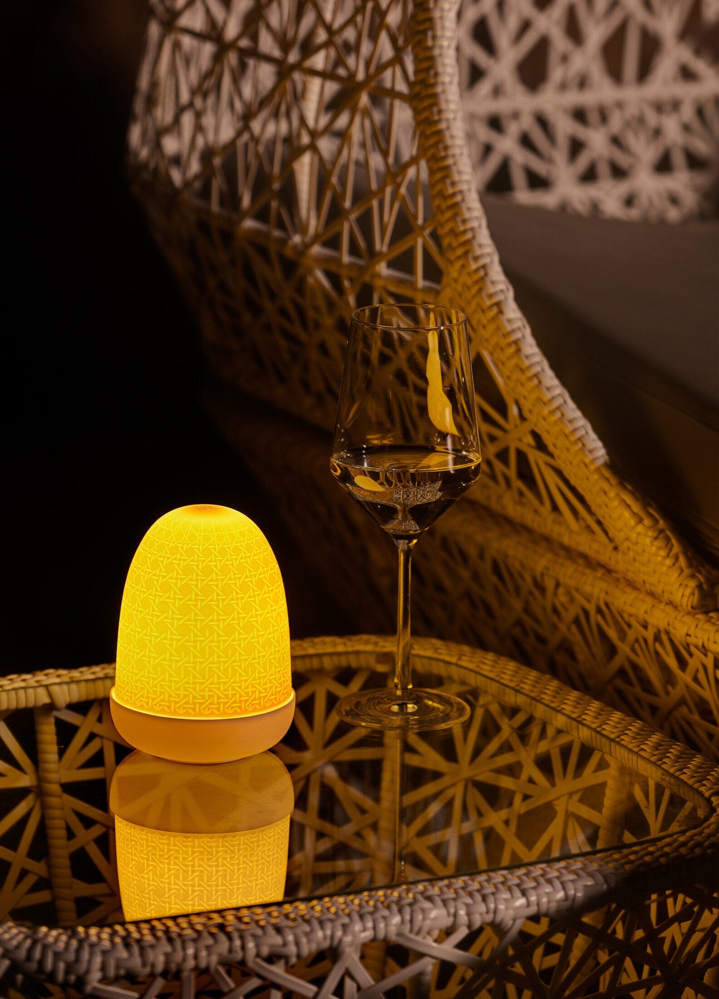 Wicker Dome Table Lamp - FormFluent