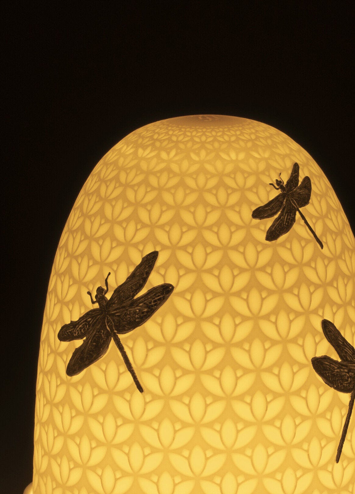Lladró Dragonflies Dome Table Lamp