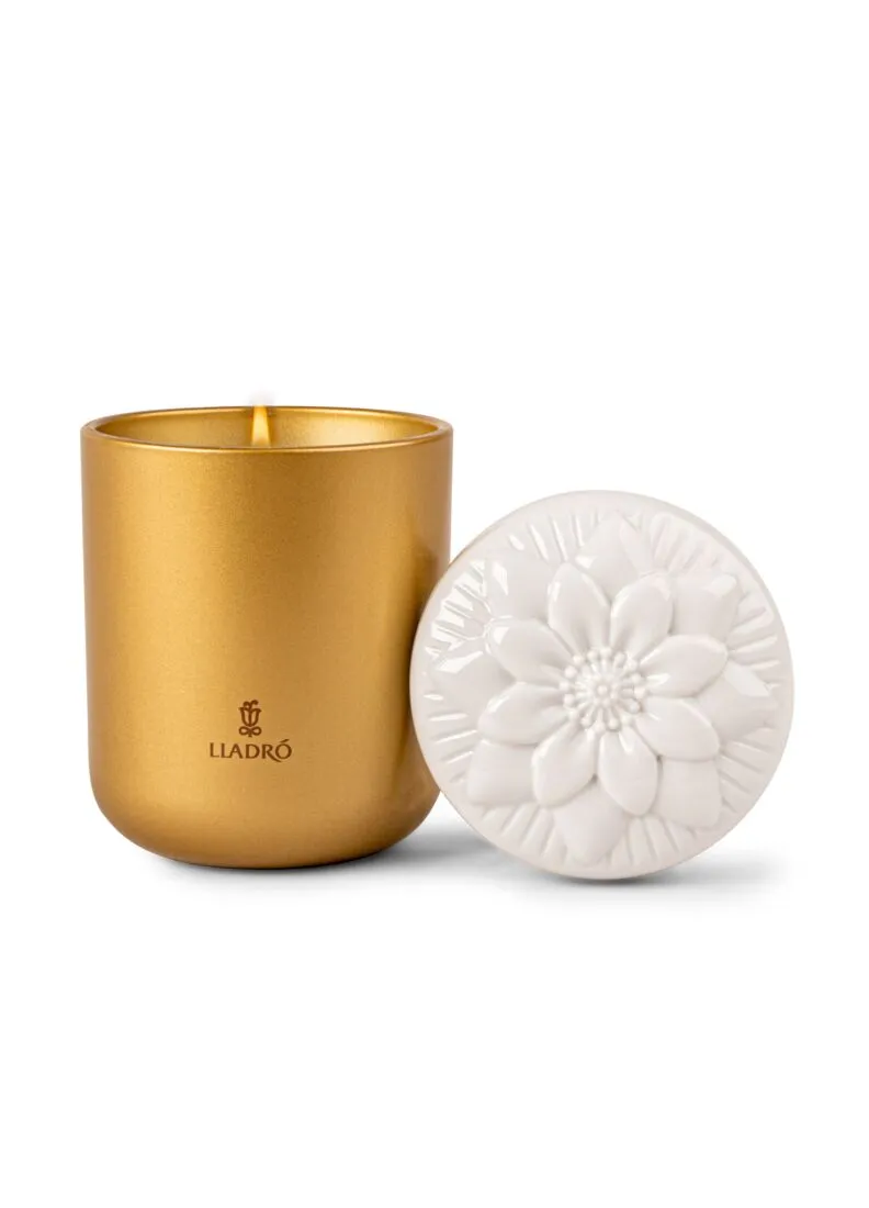  Lladró Lotus Flower Candle - Gardens of Valencia Scent by Lladró at  FormFluent