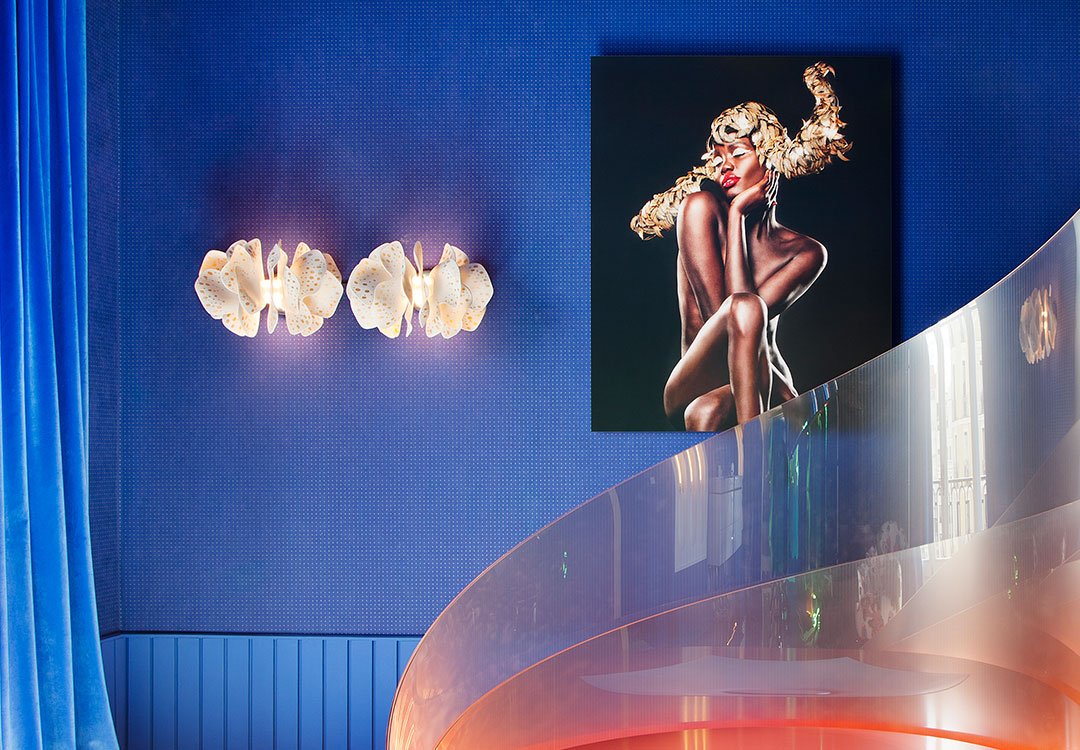 Lladró Nightbloom Wall Sconce Gold Lustre by Marcel Wanders - FormFluent