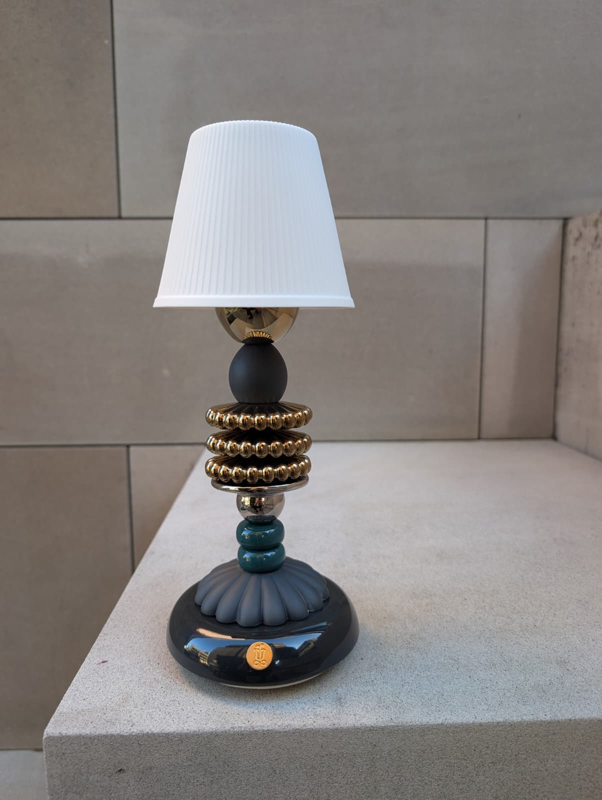 Lladró Firefly Cordless Table Lamp by Olga Hanono - FormFluent