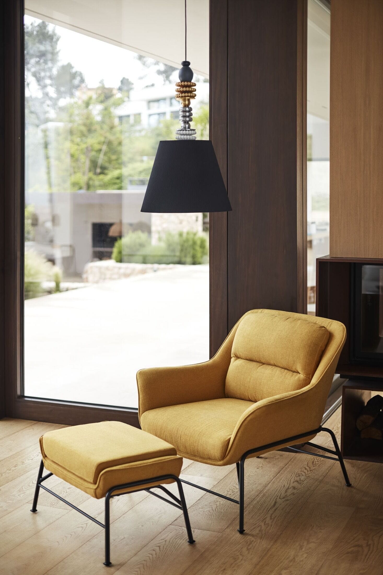 Lladró Firefly Hanging Lamp by Olga Hanono - FormFluent