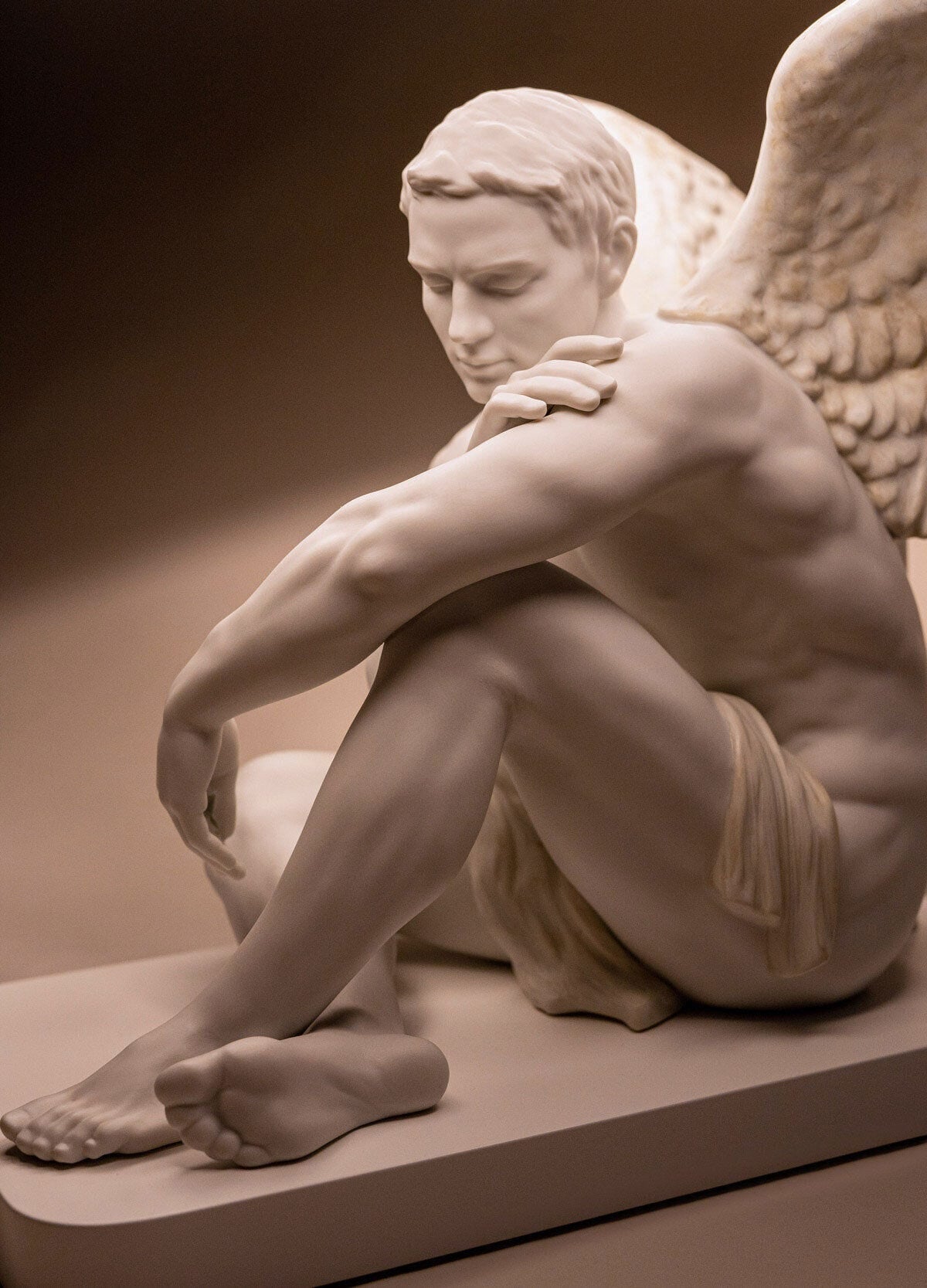 Lladró Protective Angel Table Lamp