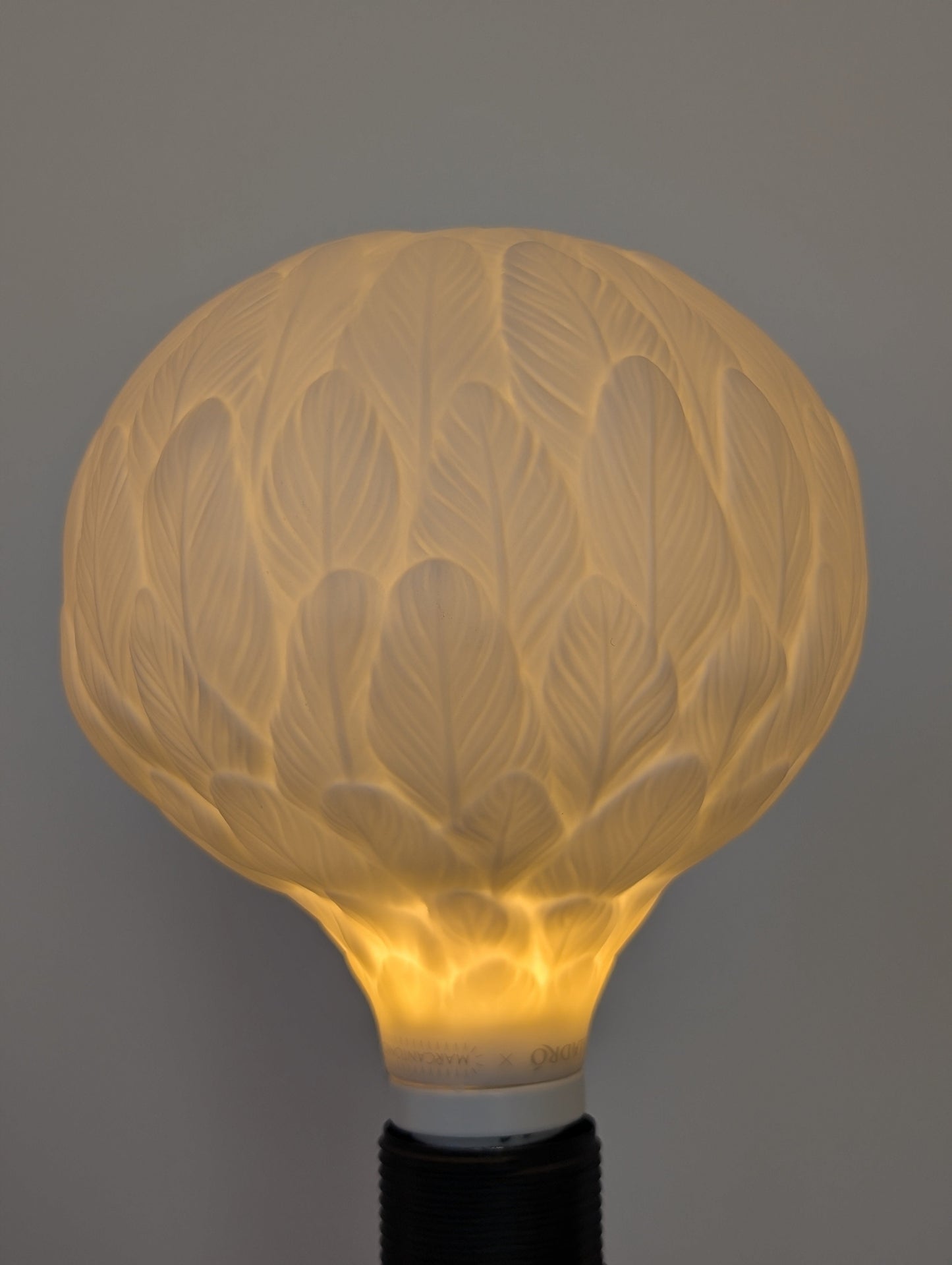Lladró Lladró Feathers Bulb Lighting - FormFluent Sydney Australia