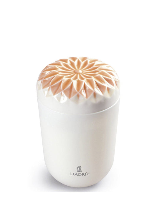 Lladró Echoes of Nature Decorative Candle - Gardens of Valencia Scent by Lladró at  FormFluent Sydney, Australia