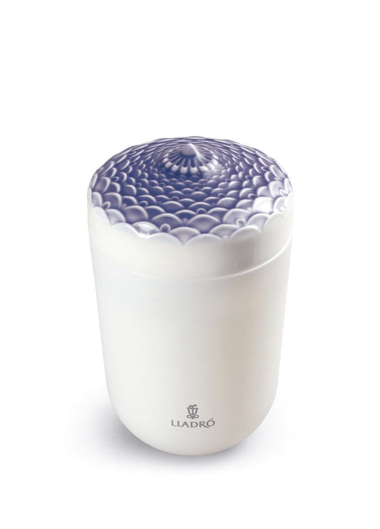 Lladró Echoes of Nature Decorative Candle - A Secret Orient Scent by Lladró at  FormFluent Sydney, Australia
