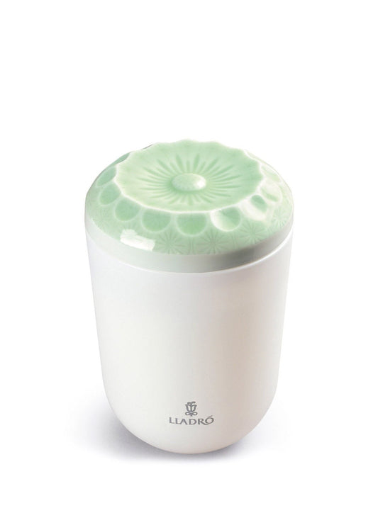 Lladró Echoes of Nature Decorative Candle - On the Prairie Scent by Lladró at  FormFluent Sydney, Australia