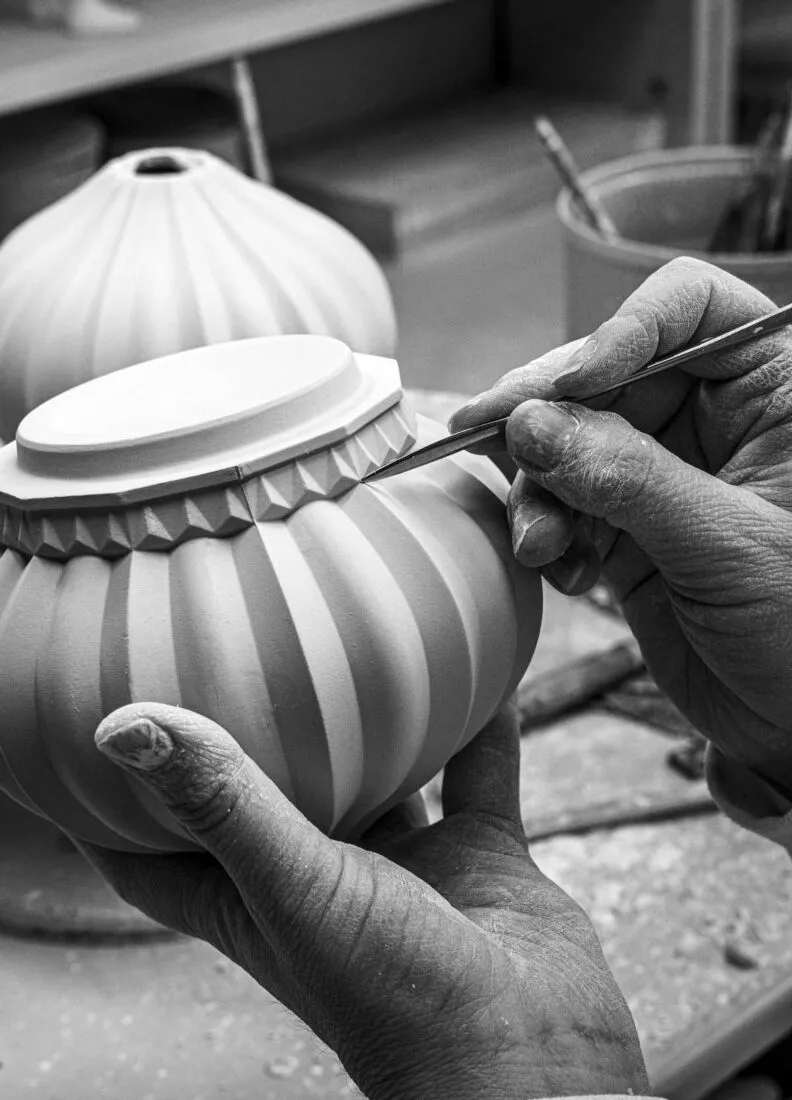  Lladró Majestic Nights Candle - A Secret Orient. (Brown) Candle by Lladró at  FormFluent