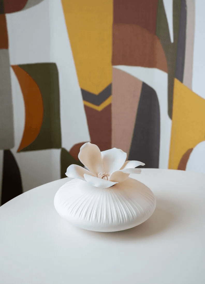 Lladró Ikebana Flower Scent by  Lladró at   FormFluent Sydney, Australia