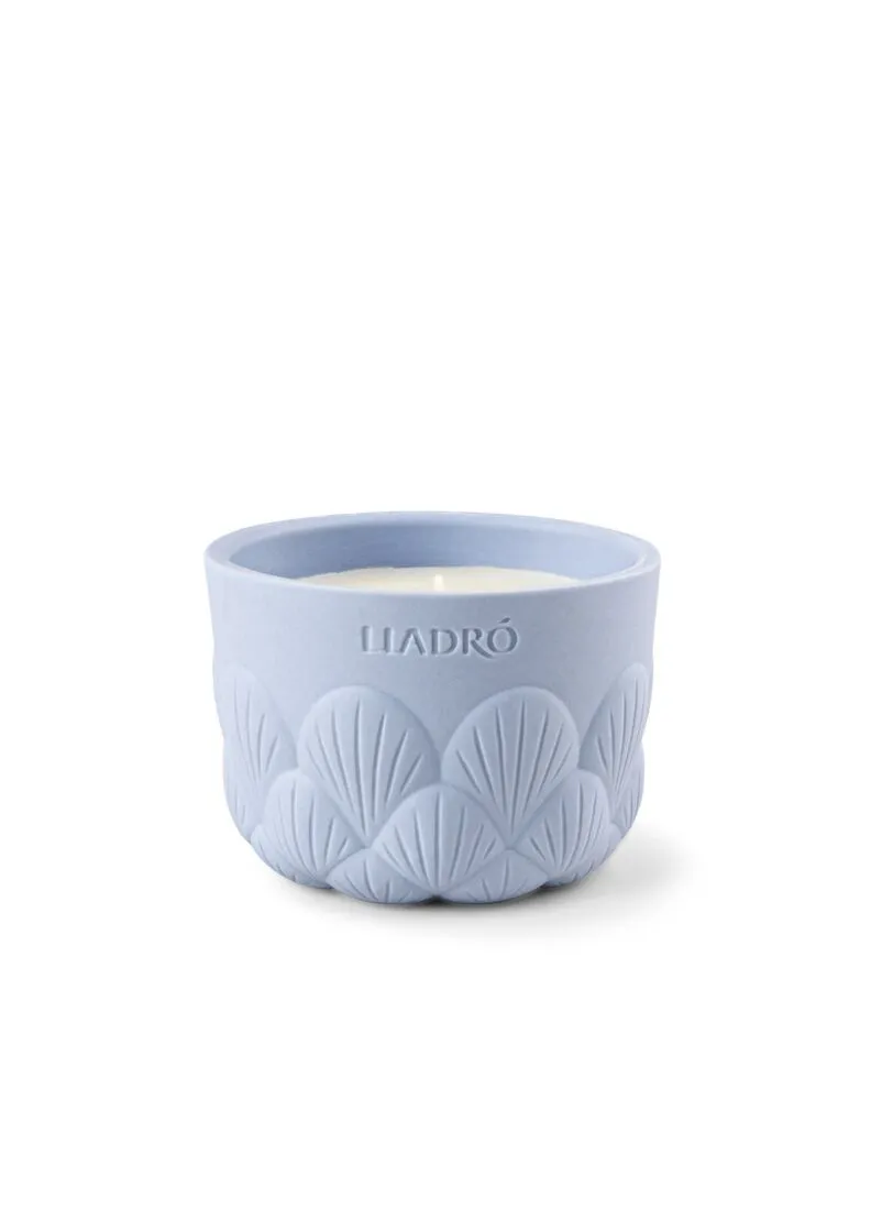 Lladró Dahlia Candle (Blue) – Gardens of Valencia  by Lladró at  FormFluent