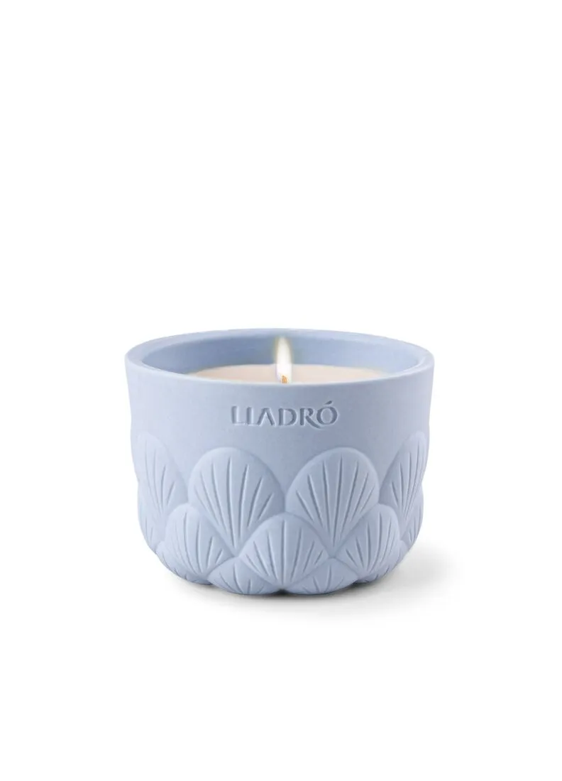  Lladró Dahlia Candle (Blue) – Gardens of Valencia  by Lladró at  FormFluent