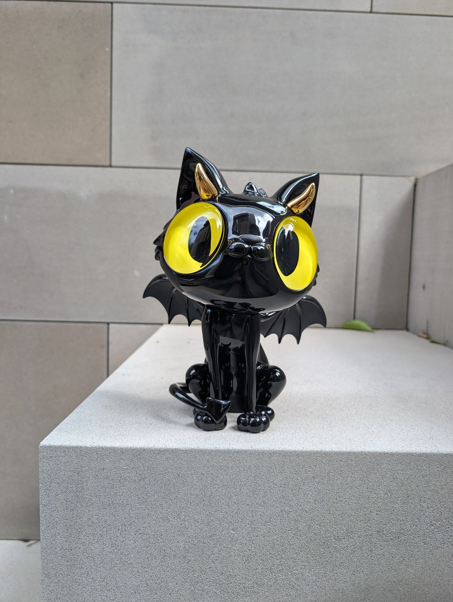 Lladró Little devil cat Sculpture. Limited Edition