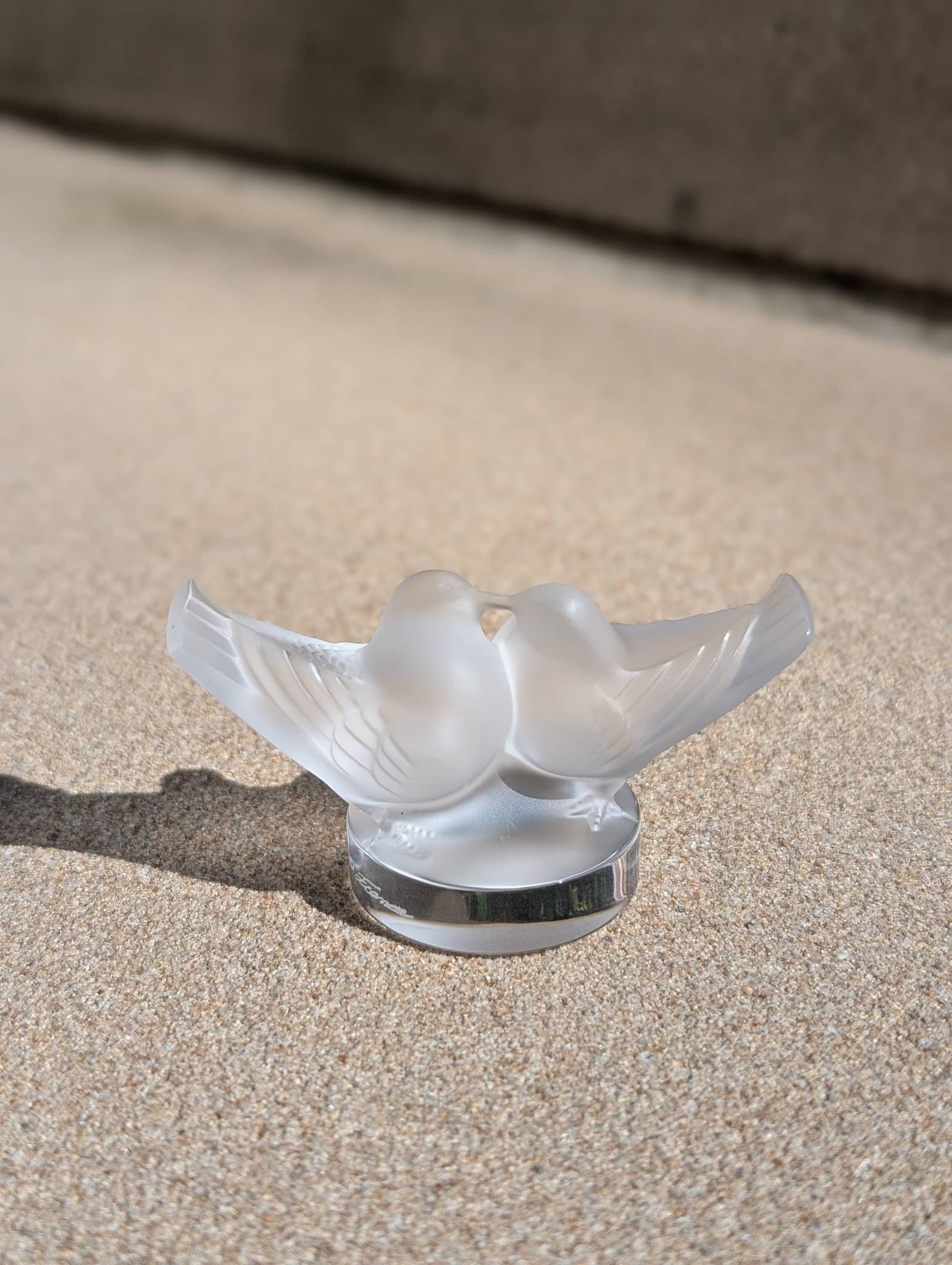 Lalique 2 Lovebirds Small Sculpture Clear Crystal Sculpture by Lalique at  FormFluent Sydney, Australia