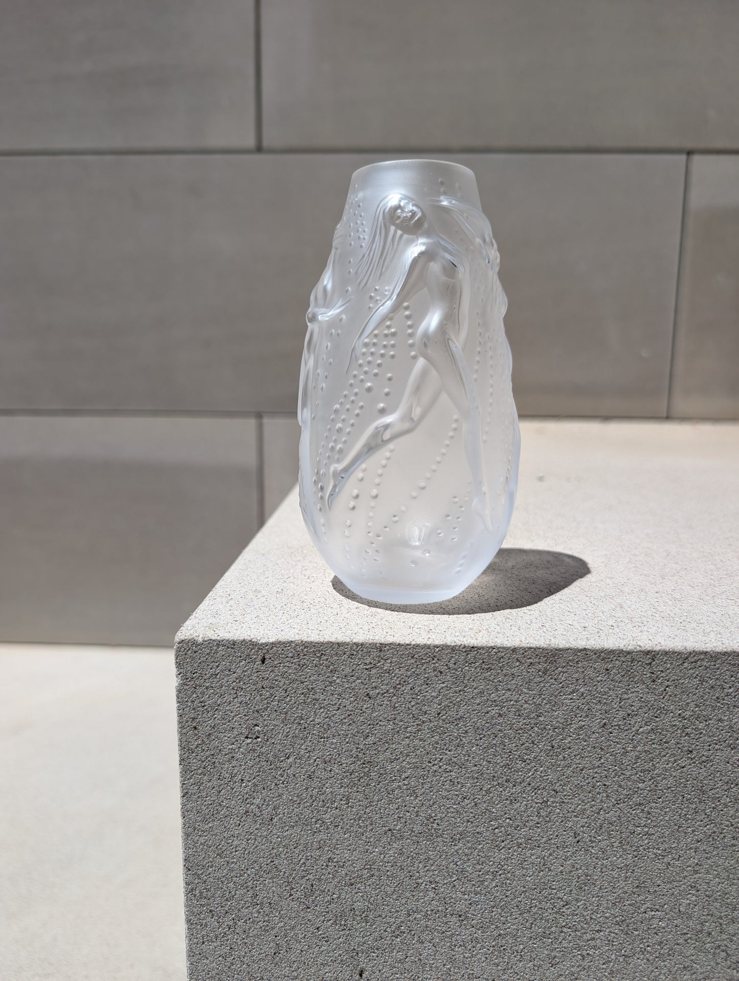 Buy Authentic Lalique Lalique Nymphes Vase Vase - FormFluent Sydney Australia