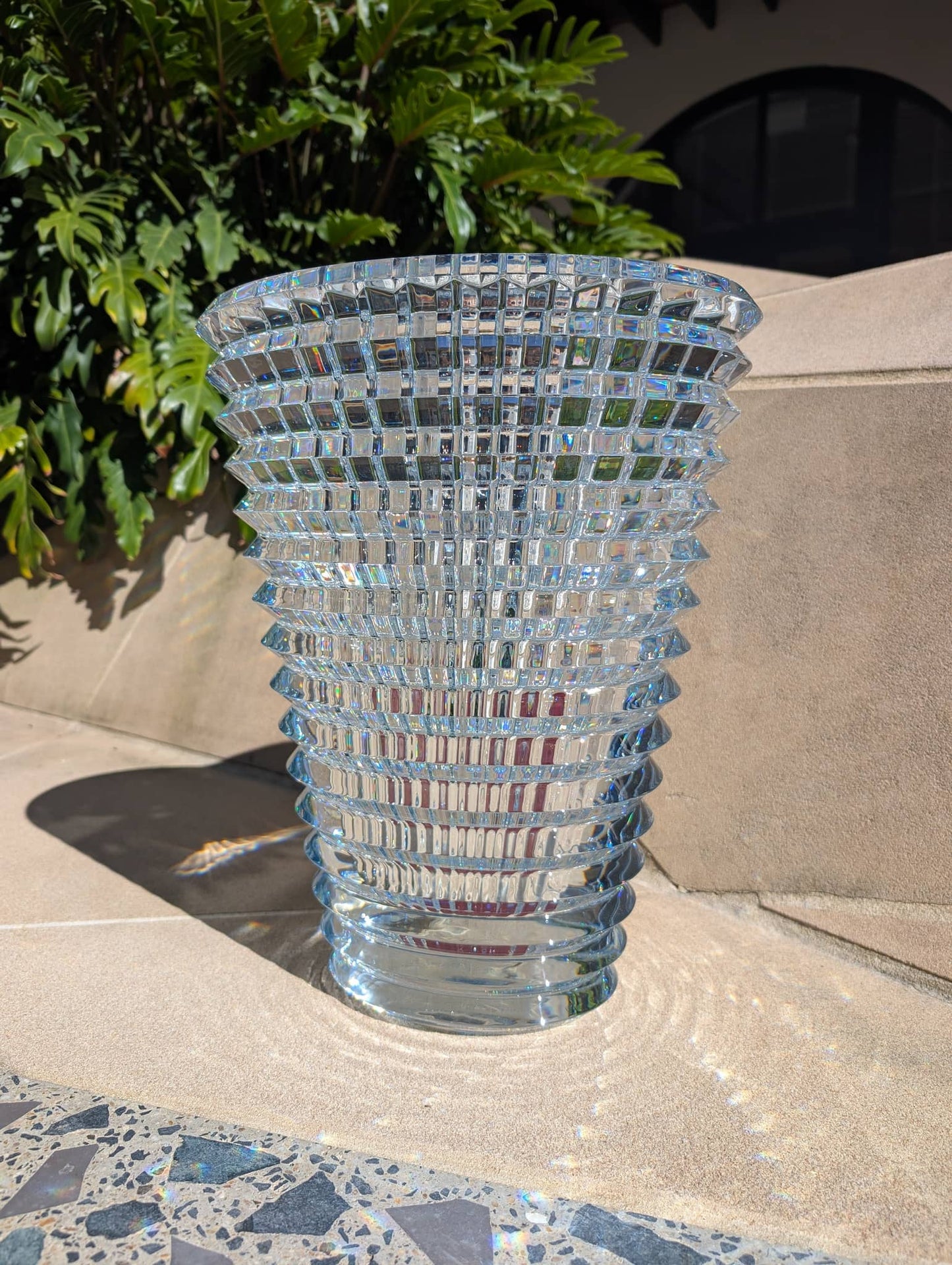 Baccarat Eye Oval Vase XL Clear Crystal Vase by Baccarat at  FormFluent Sydney, Australia