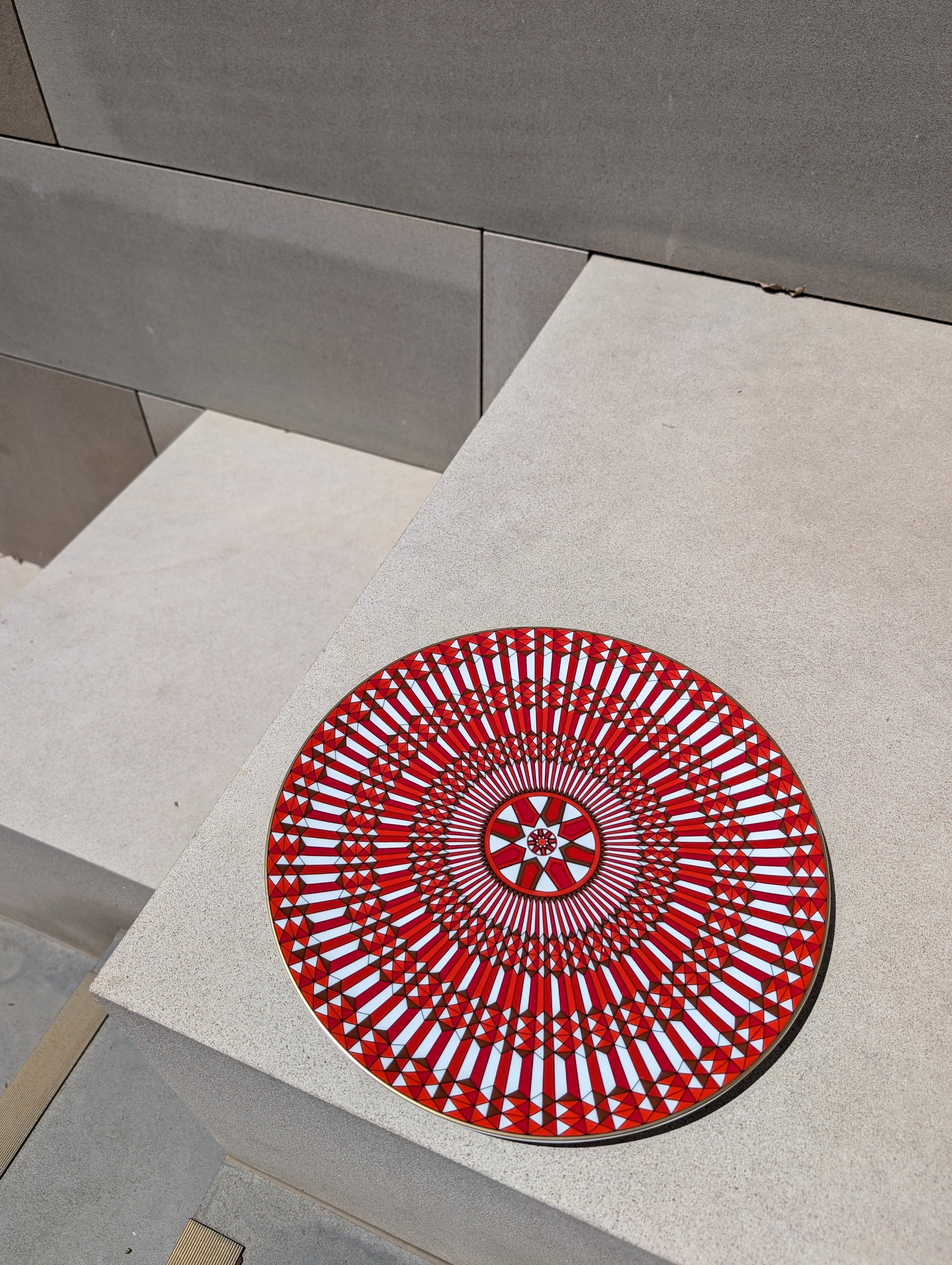  Baccarat Arcadia Red Charger Plate Dinner Plate by Baccarat at  FormFluent