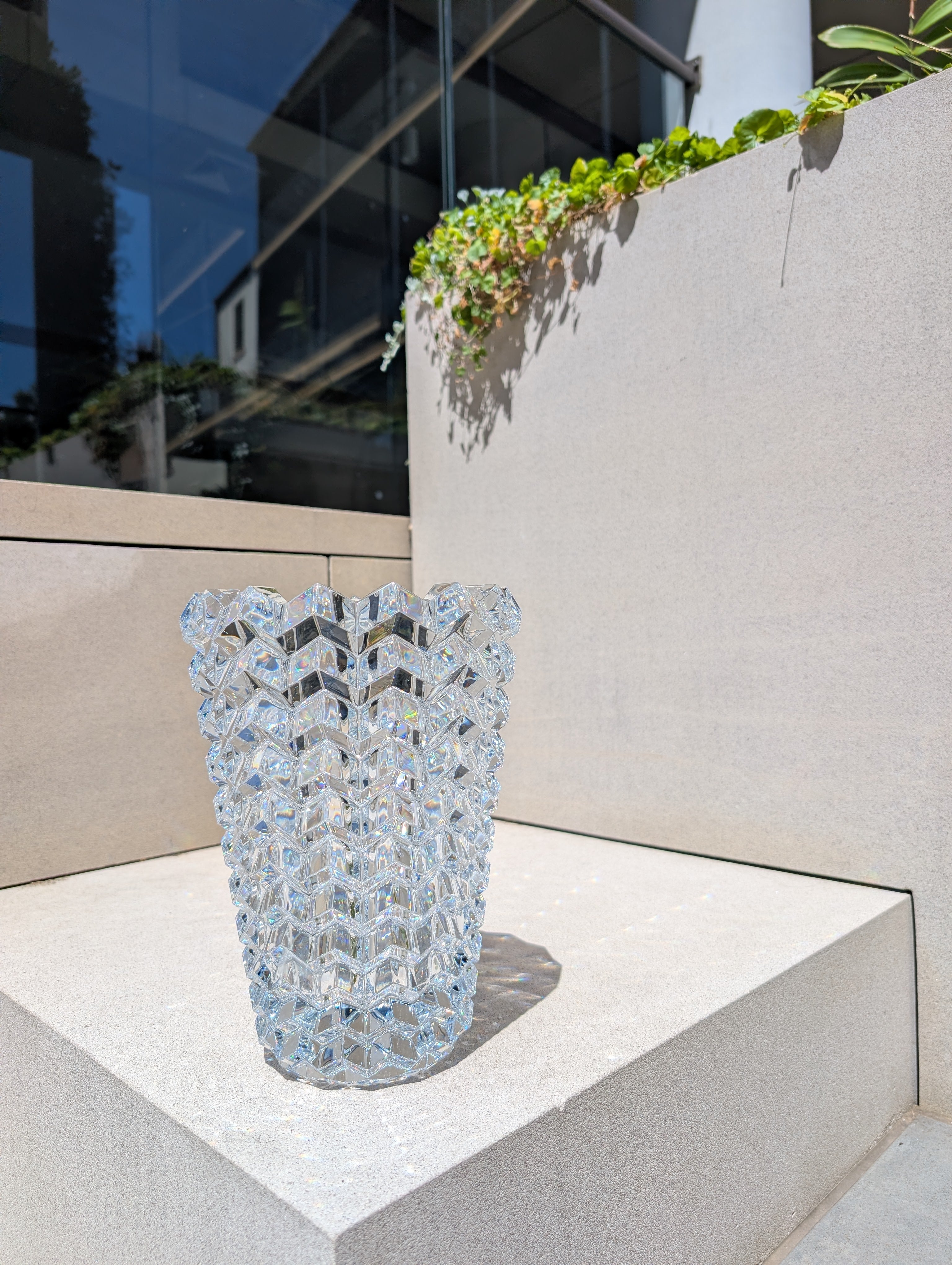 Baccarat Zig Zag / Eye II Crystal Vase | Formfluent