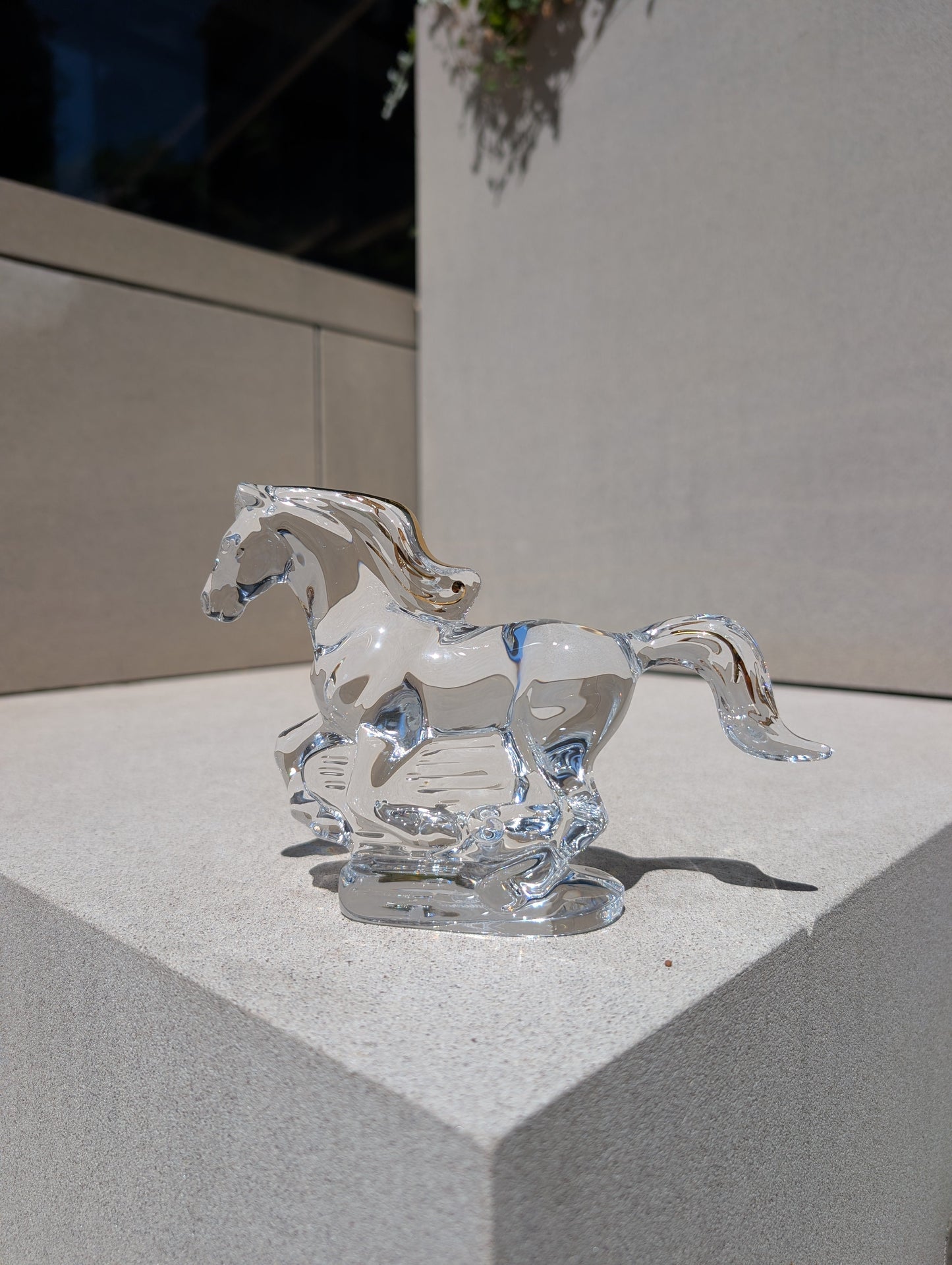 Buy Authentic Baccarat Baccarat Zodiac Horse 2026 Clear and Gold Crystal Sculpture - FormFluent Sydney Australia
