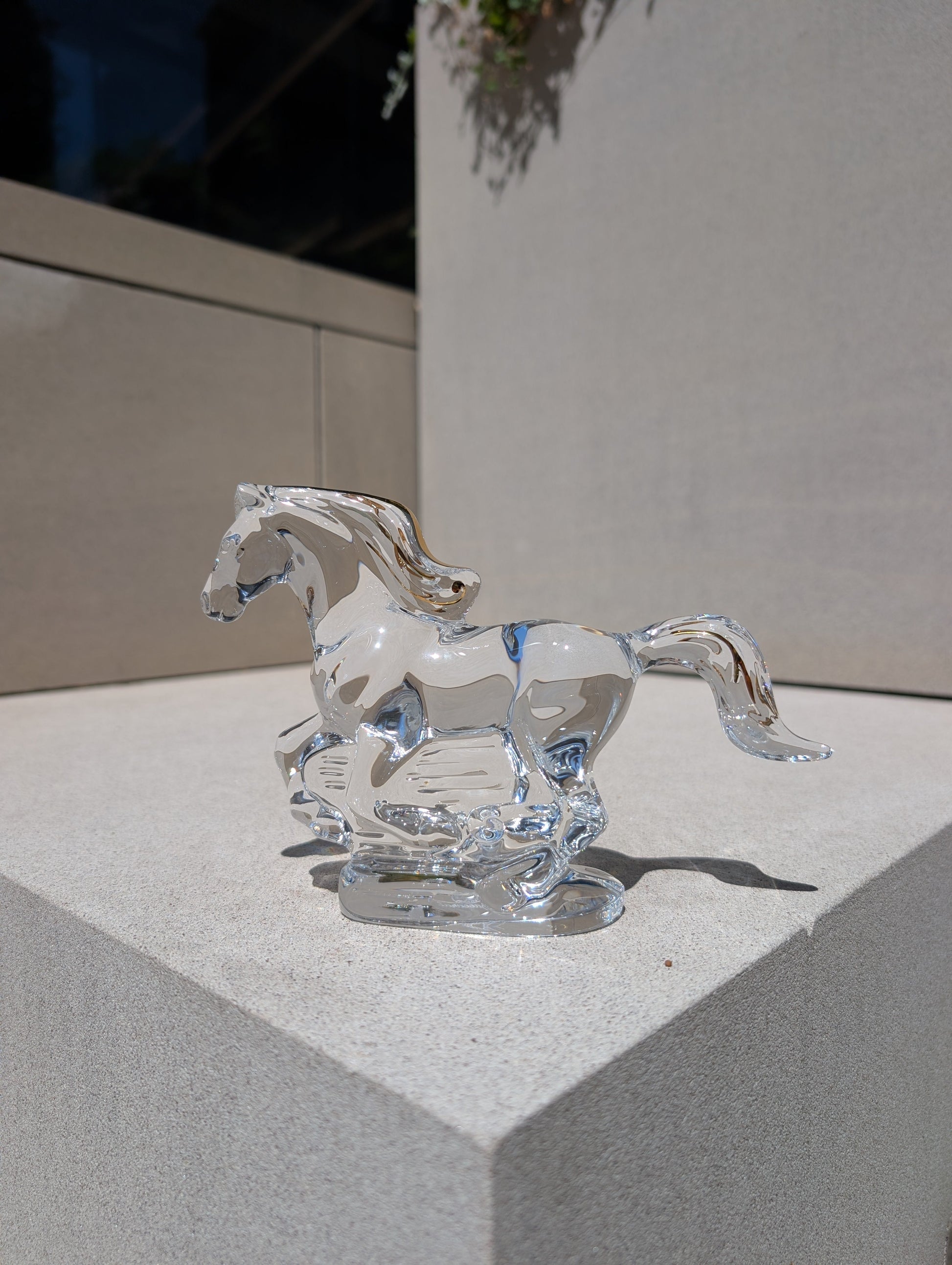Buy Authentic Baccarat Baccarat Zodiac Horse 2026 Clear and Gold Crystal Sculpture - FormFluent Sydney Australia
