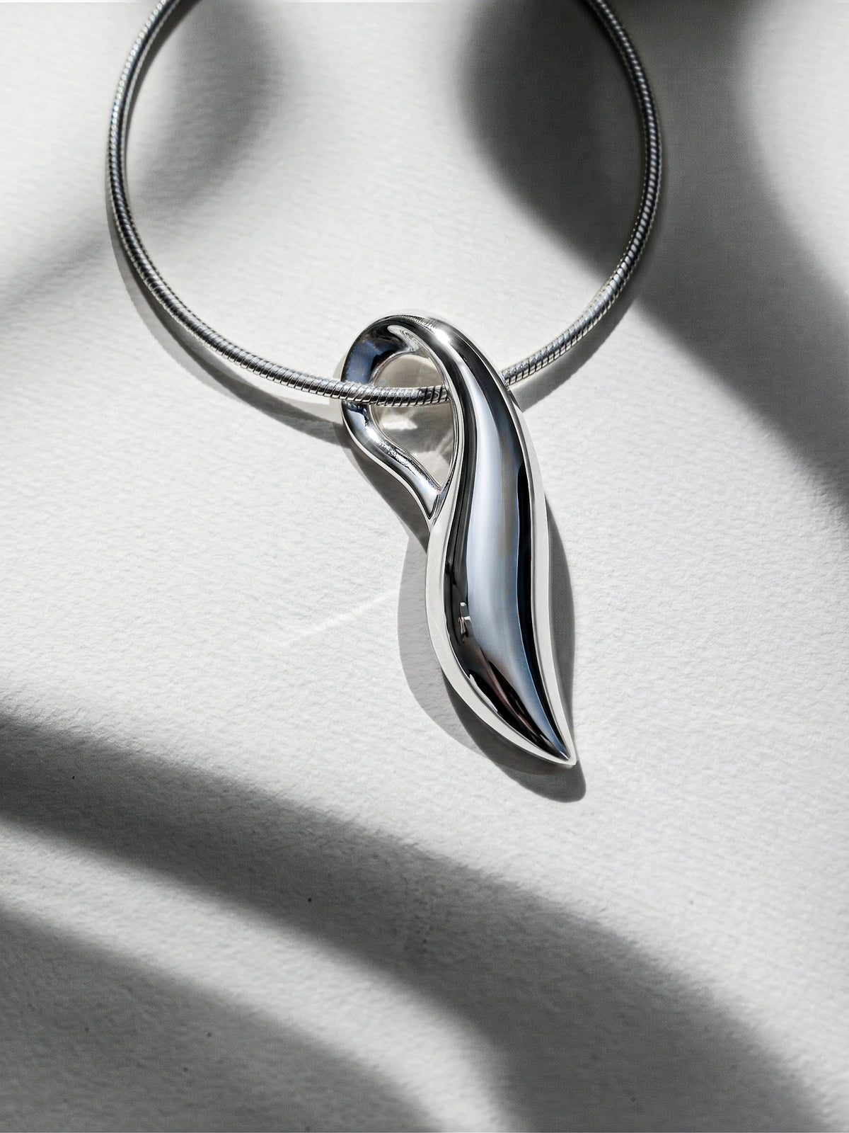 Comyns Aqua Pendant - FormFluent
