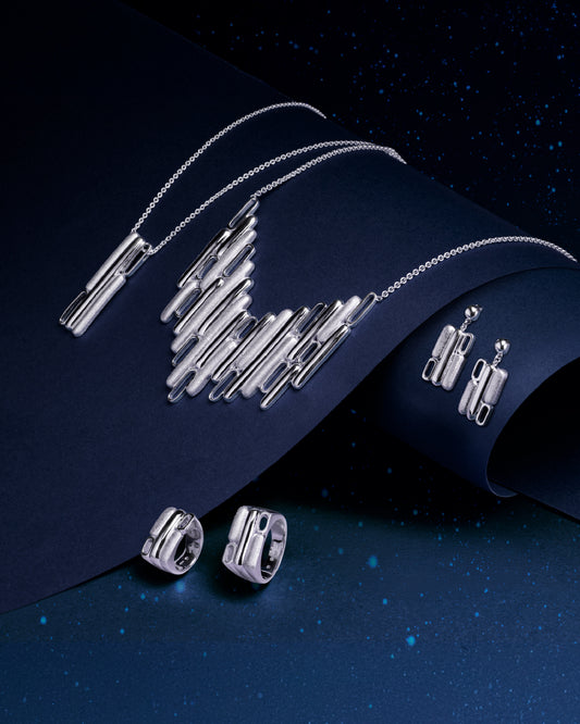 Comyns Pendant With Chain - Trellis - FormFluent