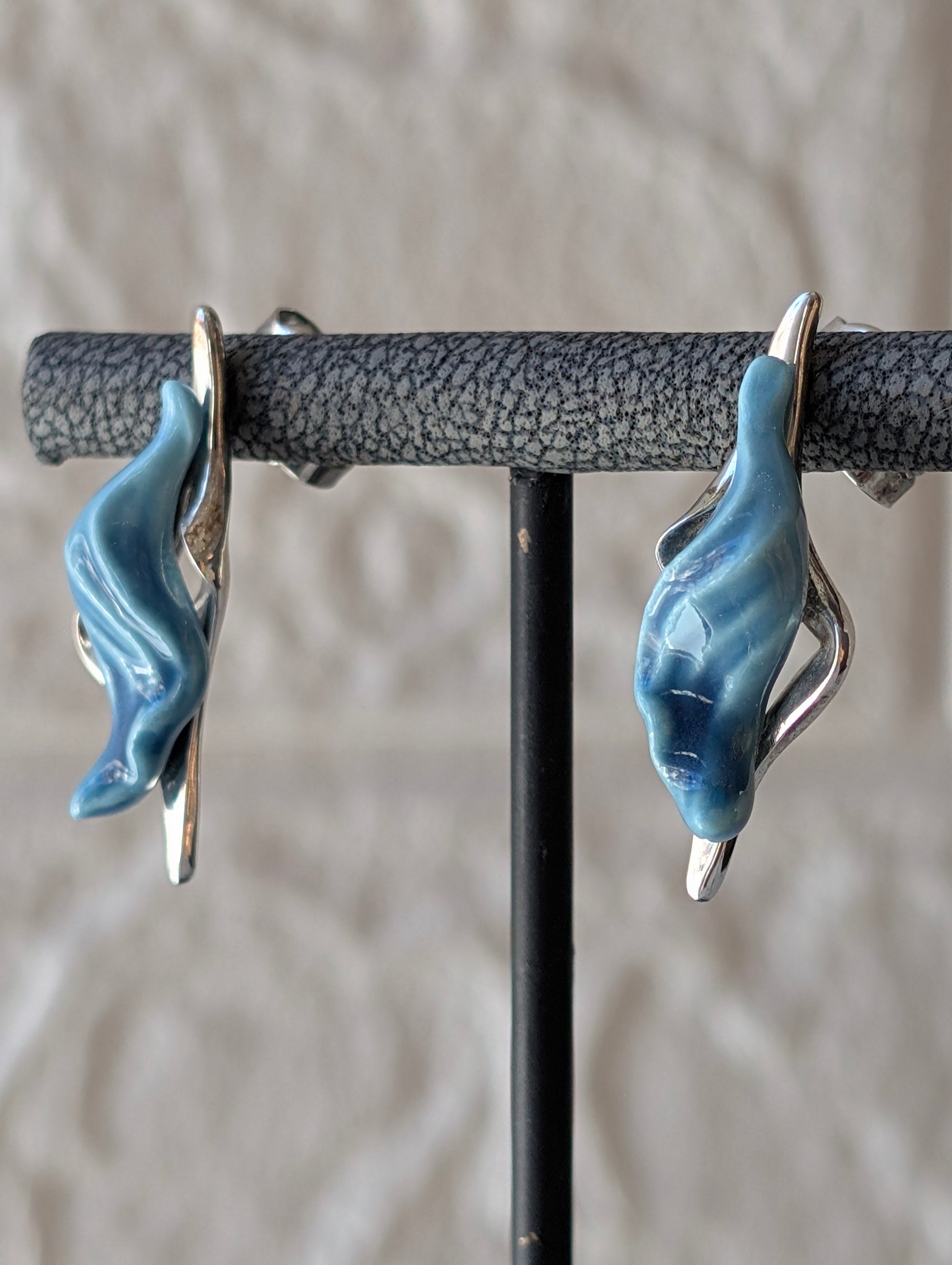  Lladró Aquarium Blue Short Earrings (Sterling Silver) Jewelry by Lladró at  FormFluent