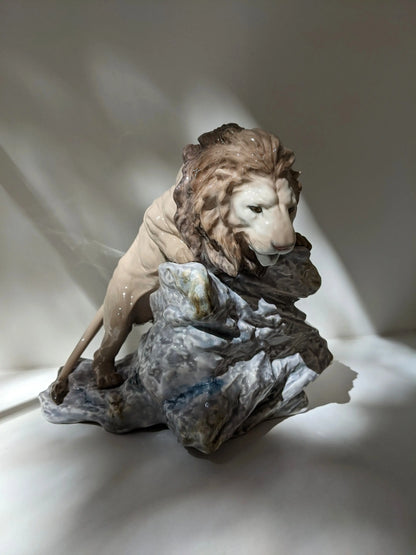  Lladró Lion Pouncing Sculpture Sculpture by Lladró at  FormFluent