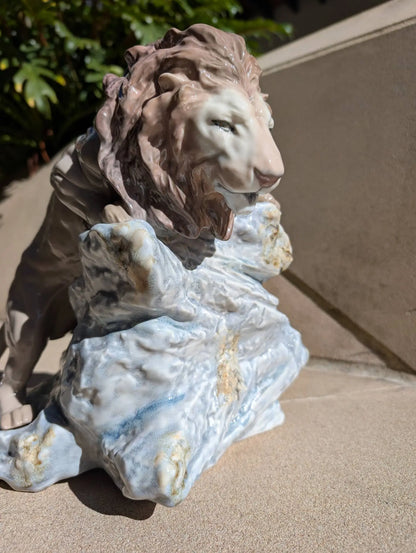  Lladró Lion Pouncing Sculpture Sculpture by Lladró at  FormFluent