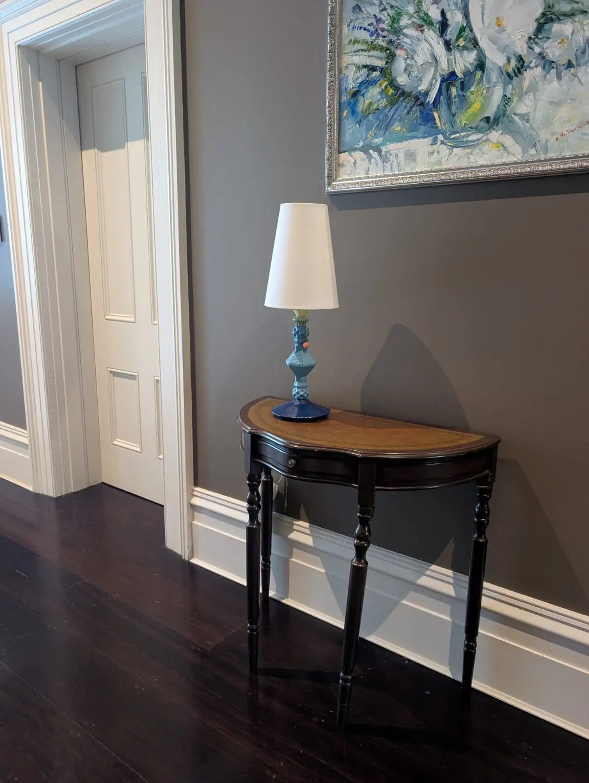 Lladró Belle de Nuit Porcelain Table Lamp Lighting by Lladró at  FormFluent
