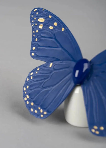  Lladró Butterfly Figurine Blue with Gold Lustre Sculpture by Lladró at  FormFluent