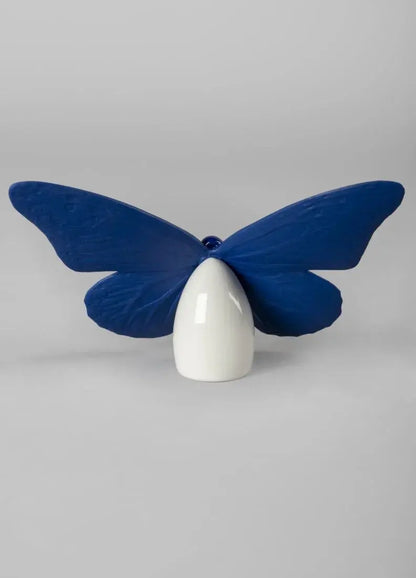  Lladró Butterfly Figurine Blue with Gold Lustre Sculpture by Lladró at  FormFluent