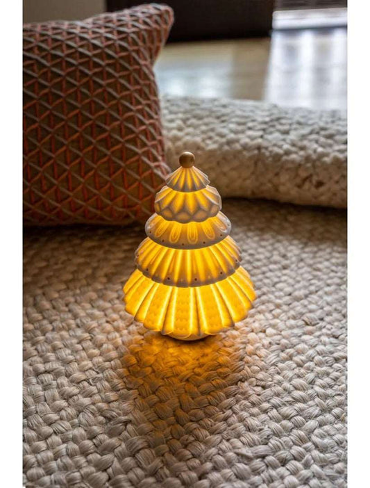 Christmas Tree Lamp - FormFluent