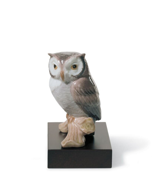 Lucky Owl Figurine - FormFluent